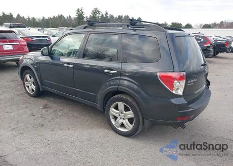 2010 Subaru Forester 2.5X Premium из США, поврежденный, VIN JF2SH6CC4AH915836